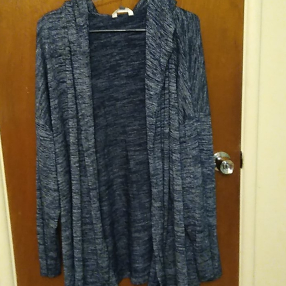 Thin Sweater with Hoodie